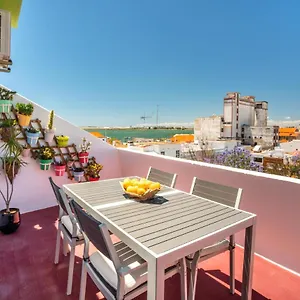  Apartment Dreamers Duplex With Seaview